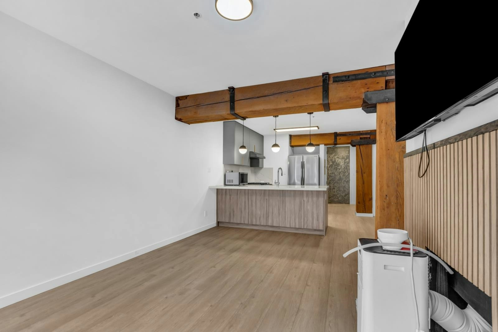 402-1178 Hamilton Street - 2