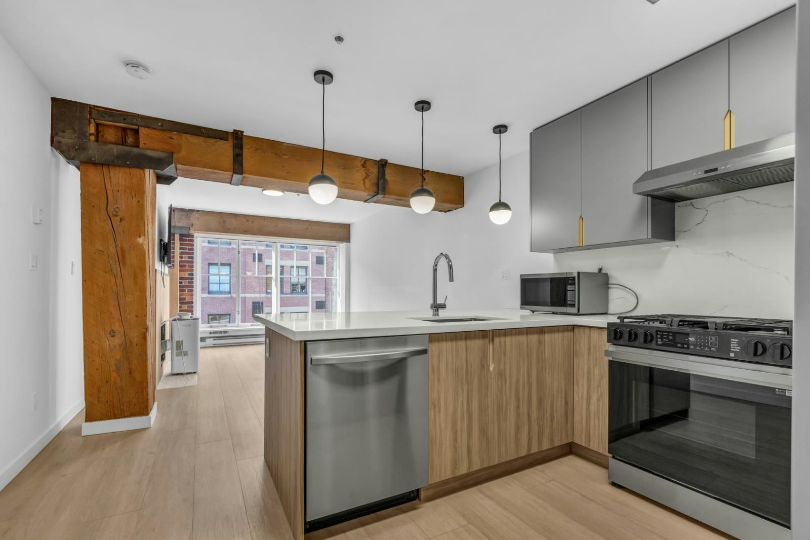 402-1178 Hamilton Street - 5