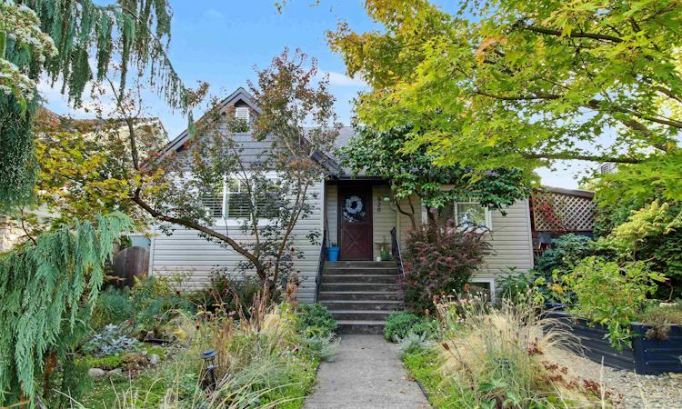 920 Chilliwack Street