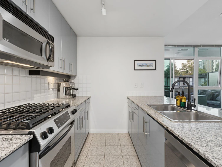PH 601-100 E Esplanade, North Vancouver, BC, V7L 4V1 - 10