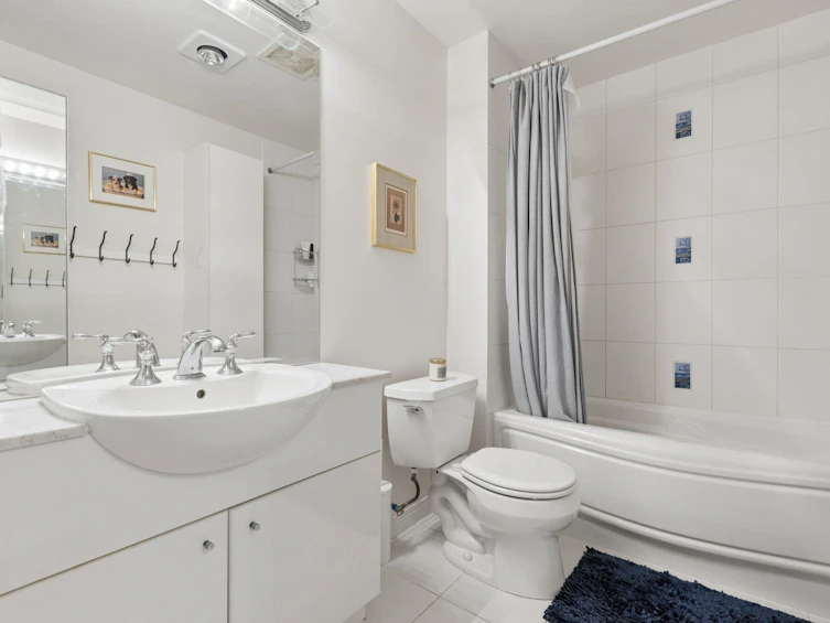 PH 601-100 E Esplanade, North Vancouver, BC, V7L 4V1 - 14