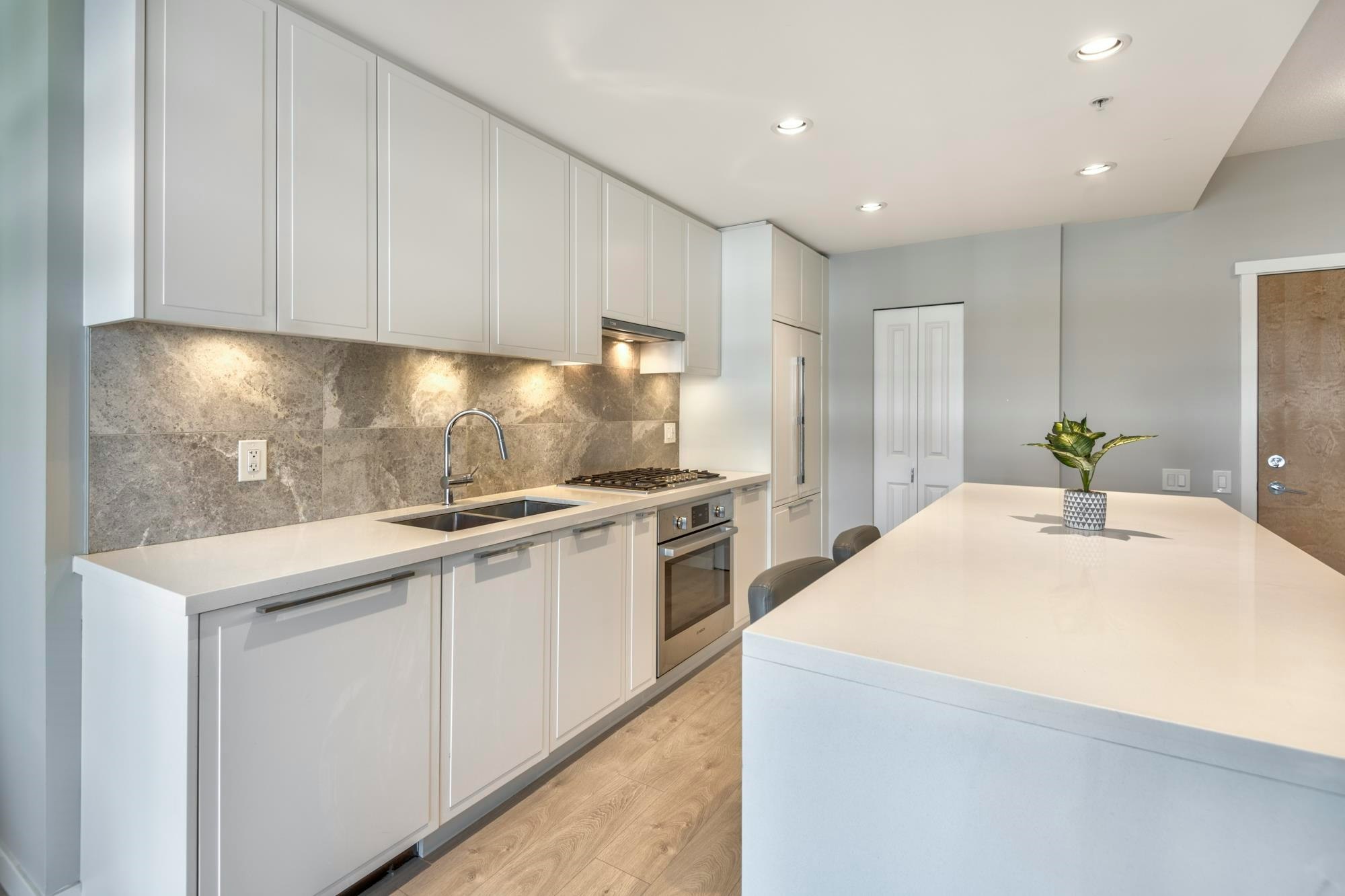 409-3188 Riverwalk Avenue - 5