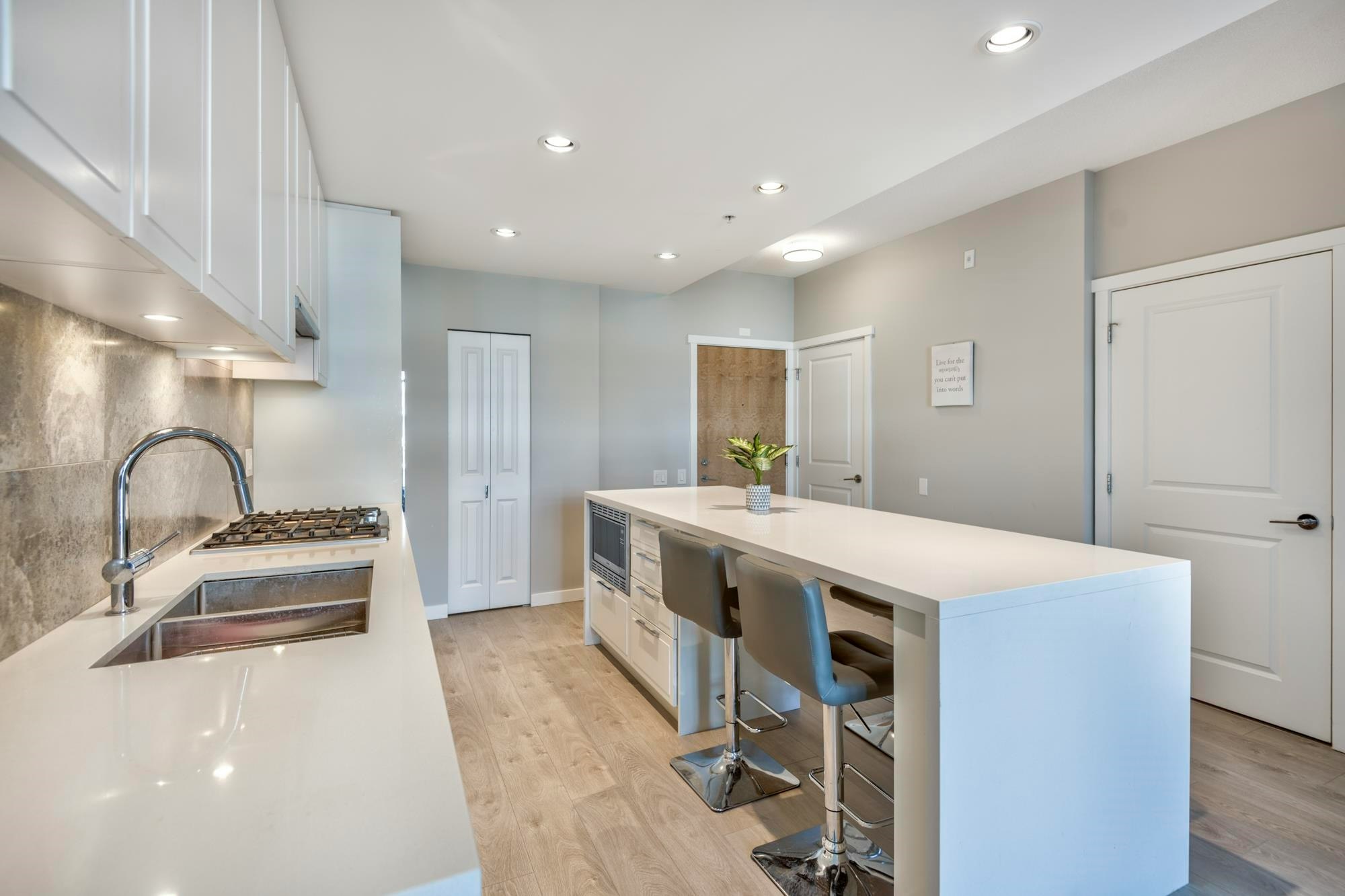 409-3188 Riverwalk Avenue - 2