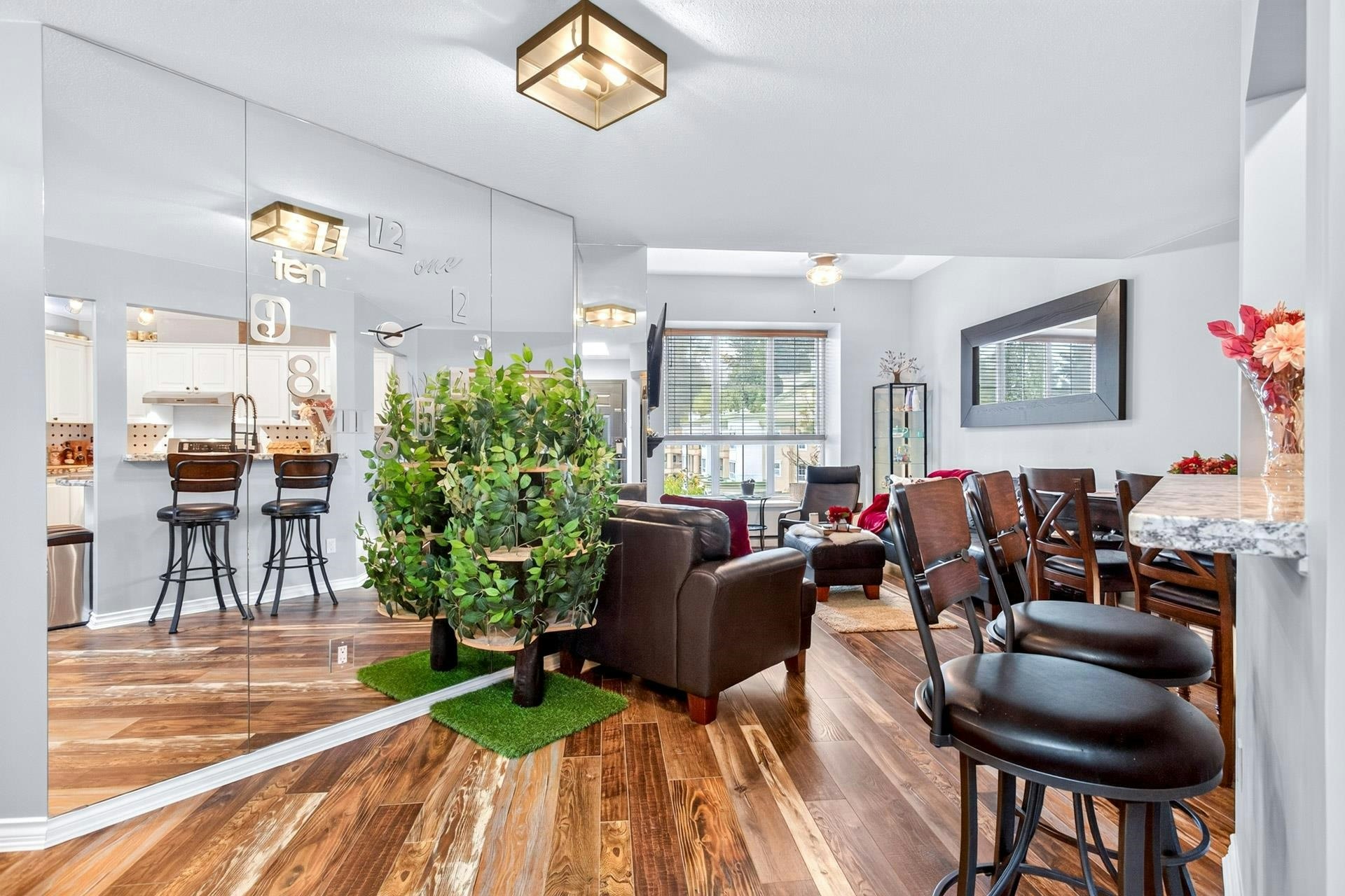 419-2970 Princess Crescent - 5