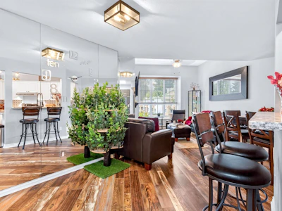 419-2970 Princess Crescent - 5