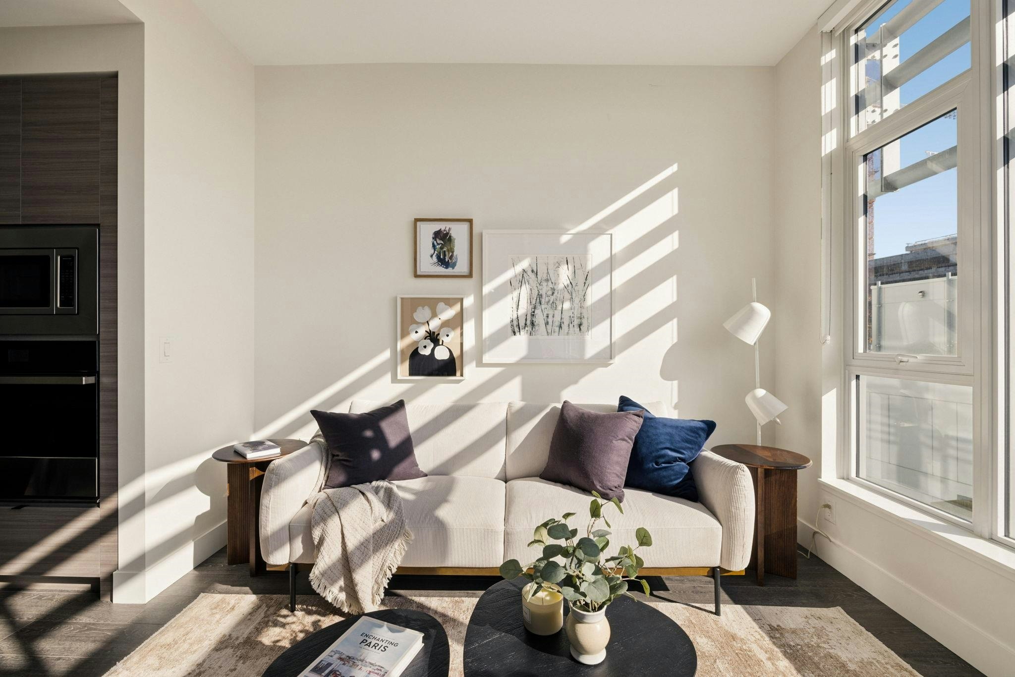 407-3438 Sawmill Crescent - 3