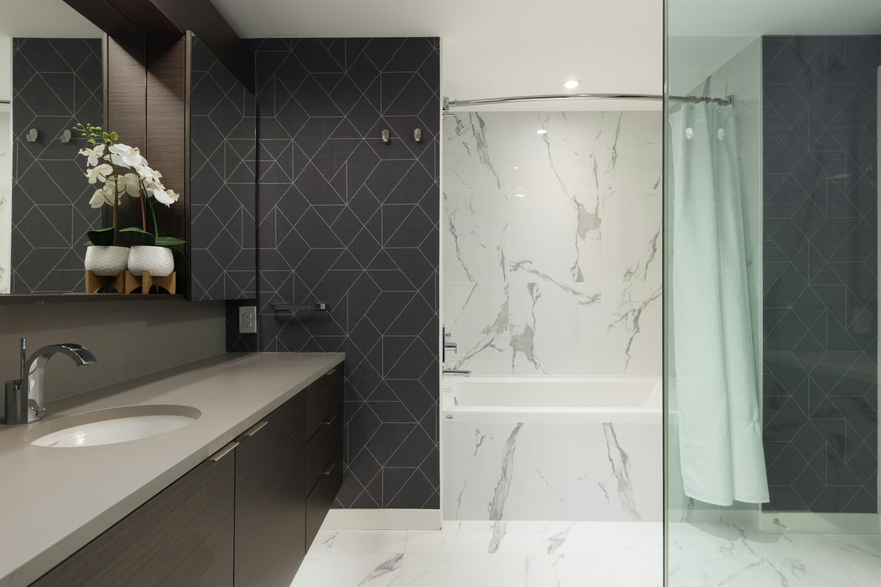106-1678 Pullman Porter Street, Vancouver, BC, V6A 0H4 - 16