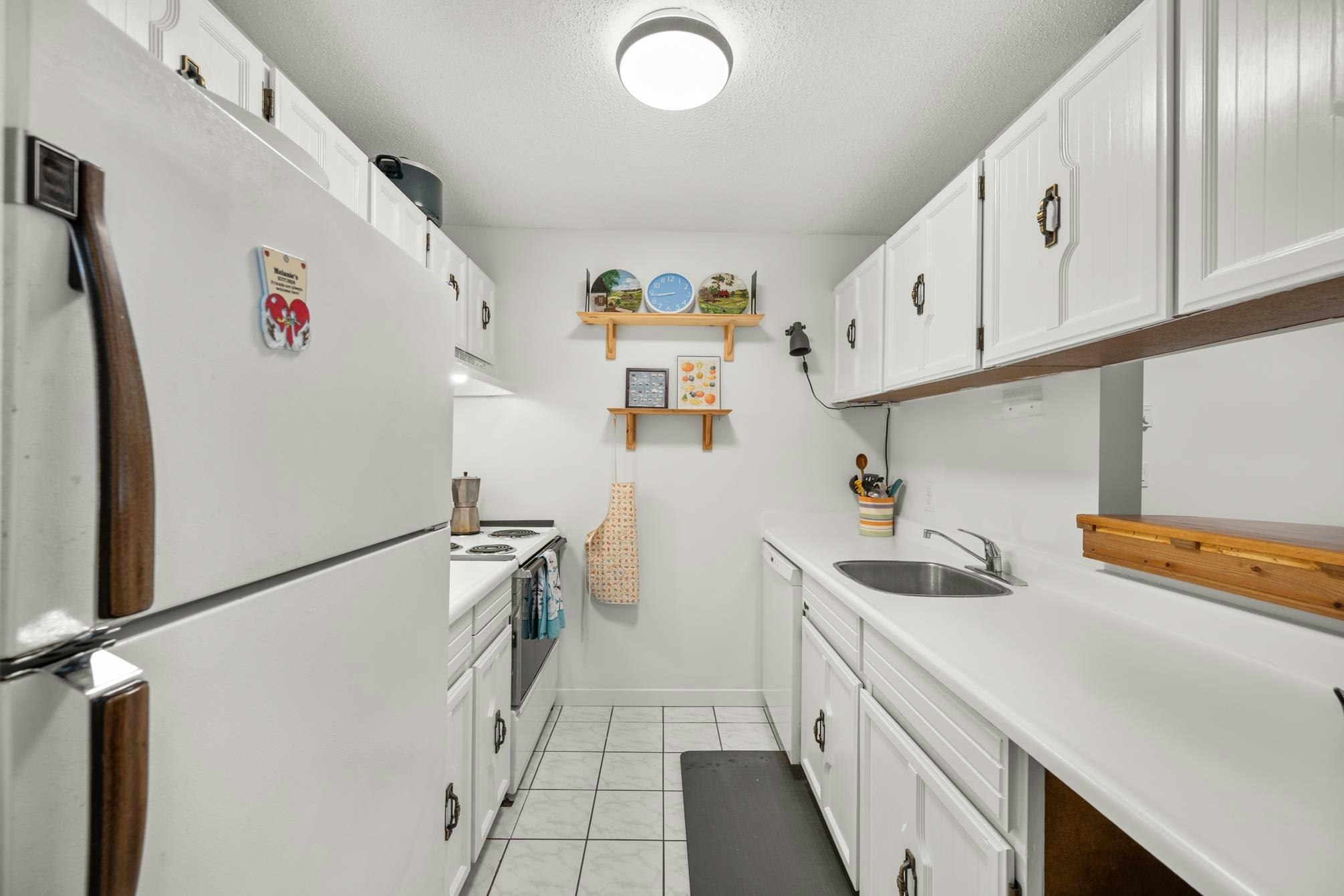 253-5421 10th Avenue - 4
