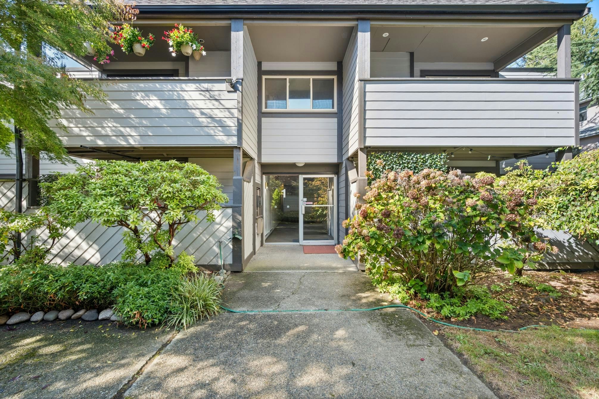 253-5421 10th Avenue - 2