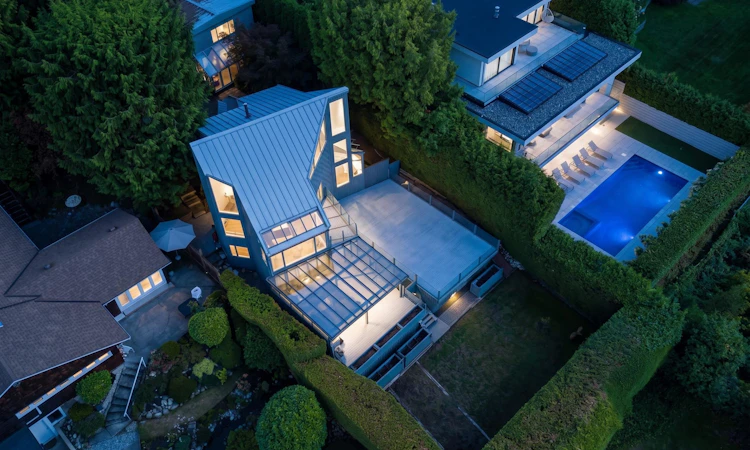 975 Aubeneau Crescent