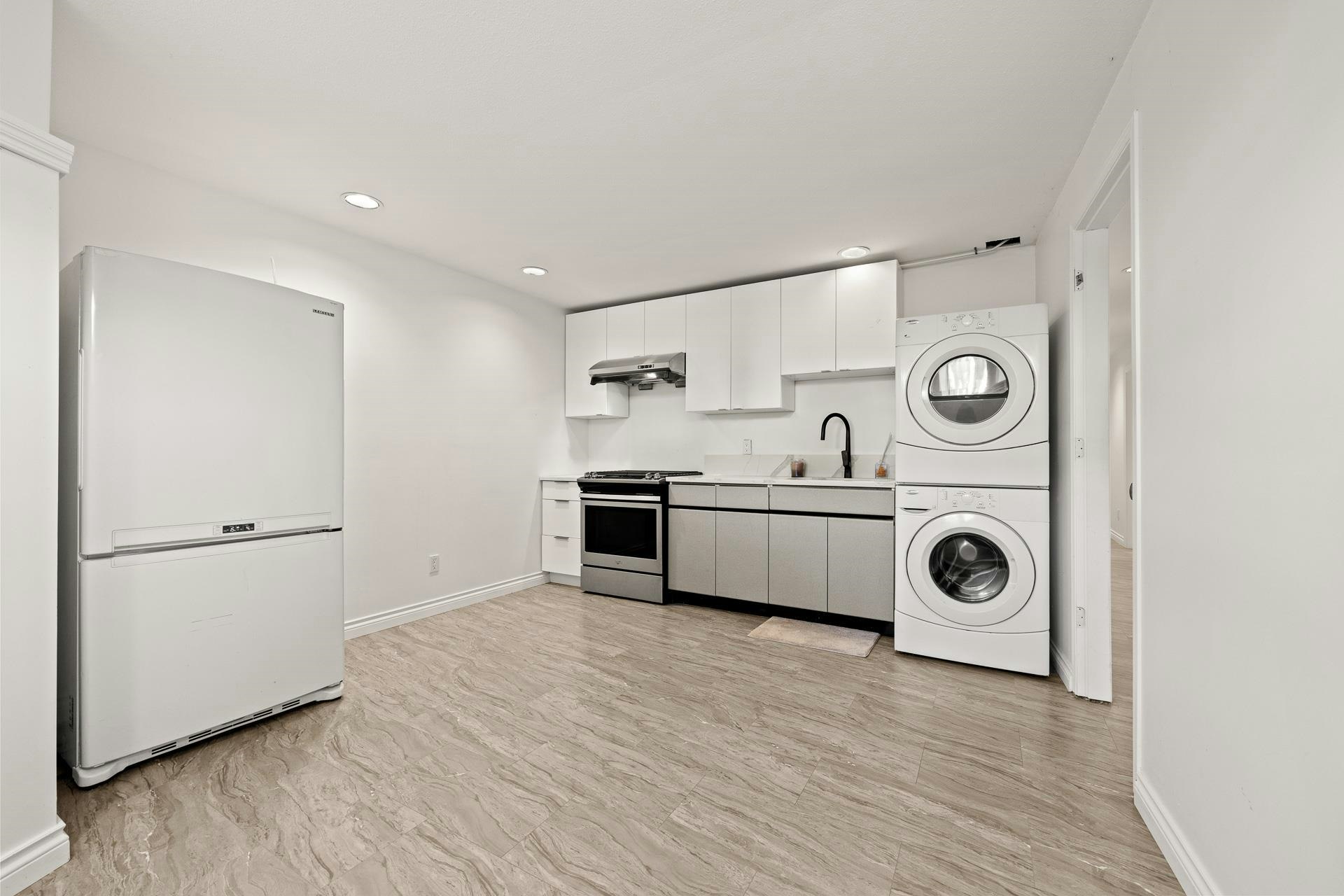 6835 Heather Street, Vancouver, BC, V6P 3P5 - 27