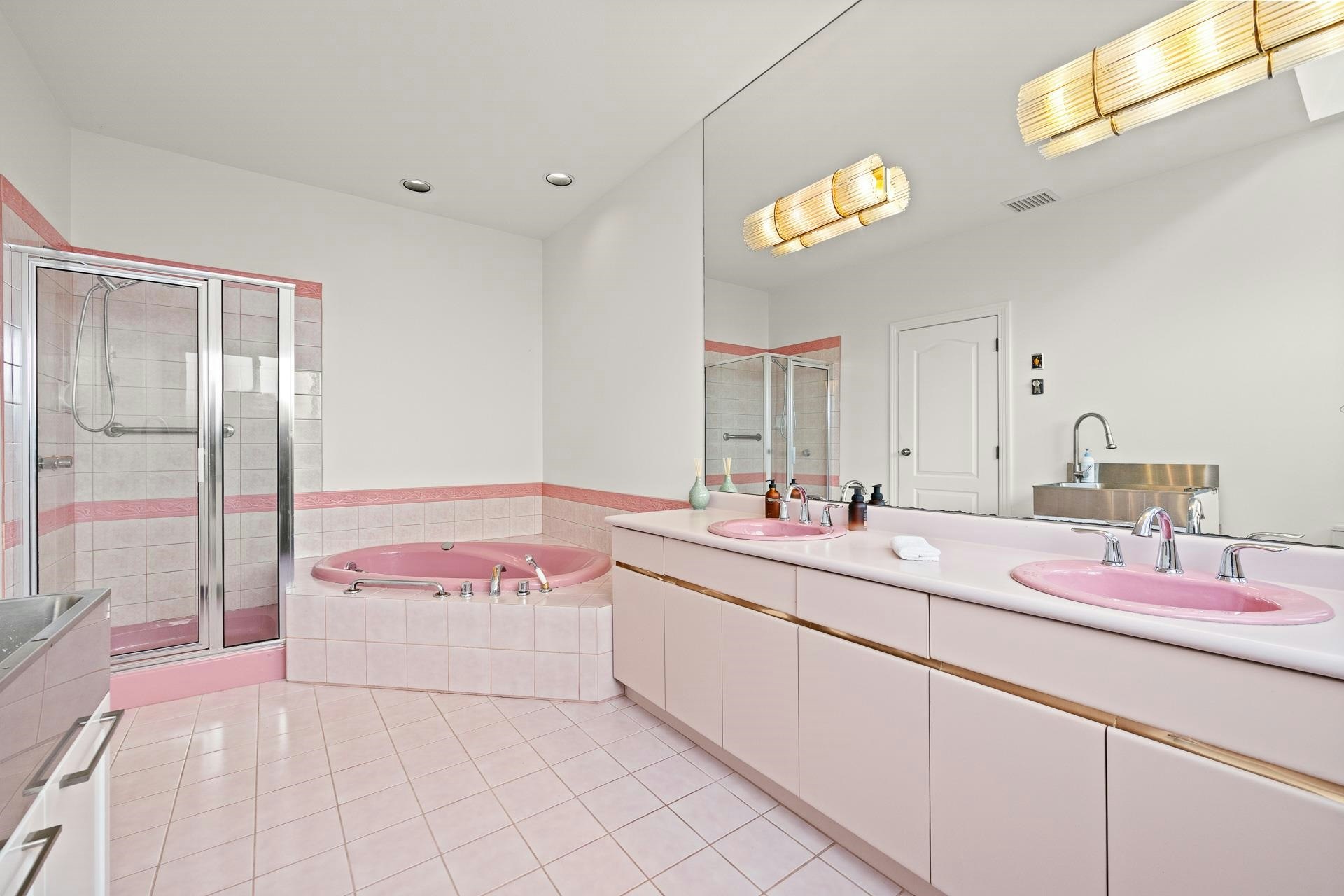 6835 Heather Street, Vancouver, BC, V6P 3P5 - 10