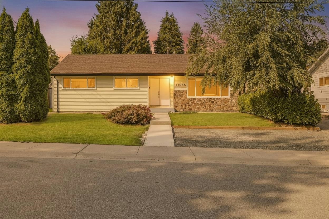 11055 Oriole Drive, Surrey, BC, V3R 5A7