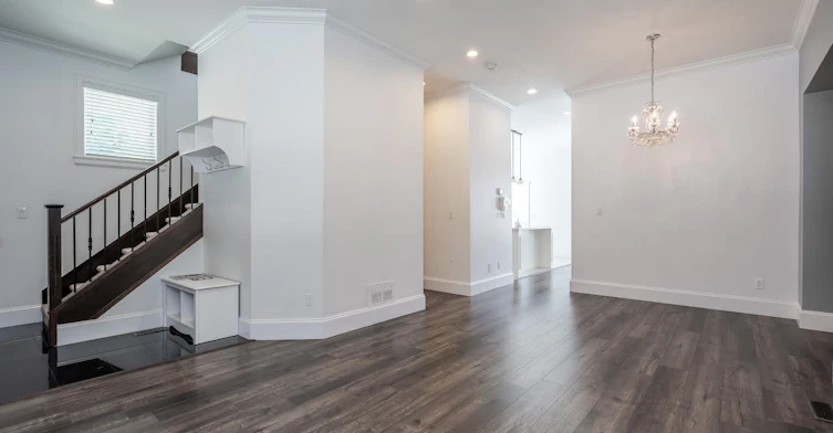 Upper-12898 60th Ave, Surrey, BC, V3X 0B9 - 12