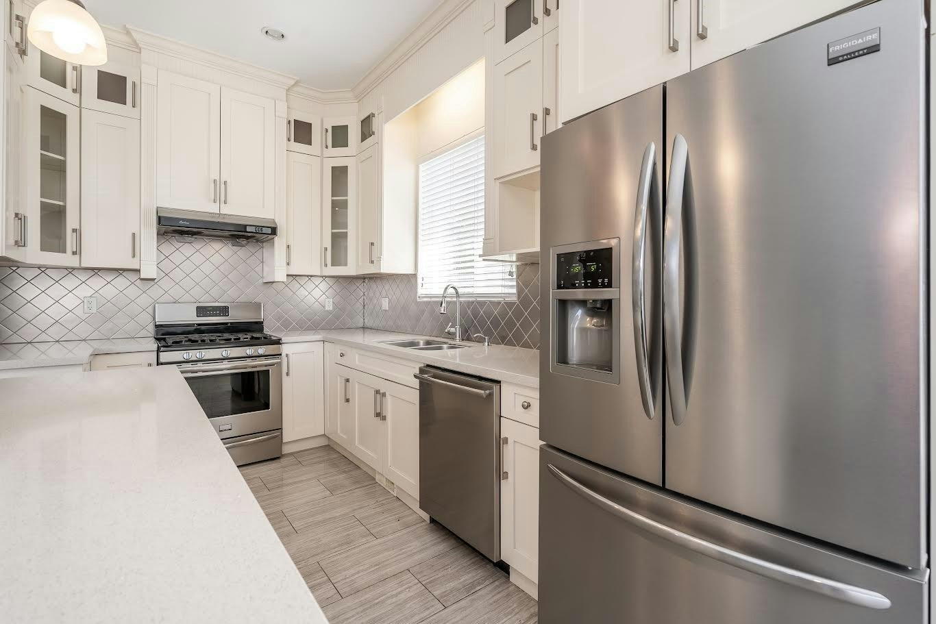 Upper-12898 60th Ave, Surrey, BC, V3X 0B9 - 11