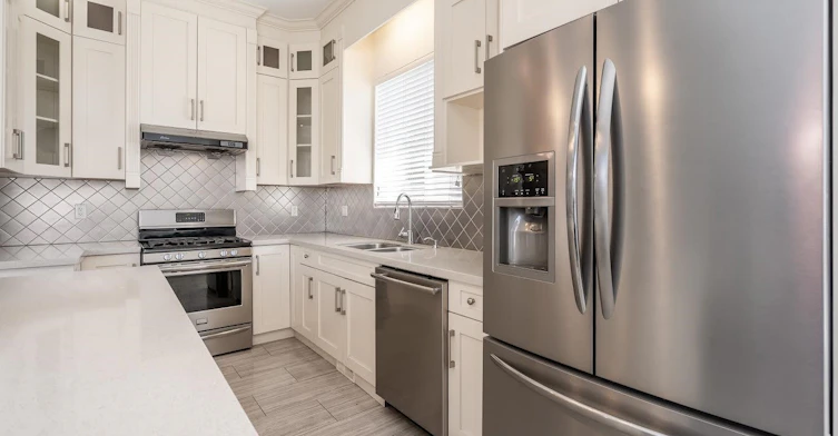 Upper-12898 60th Ave, Surrey, BC, V3X 0B9 - 11