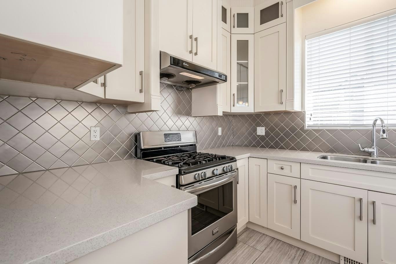 Upper-12898 60th Ave, Surrey, BC, V3X 0B9 - 9