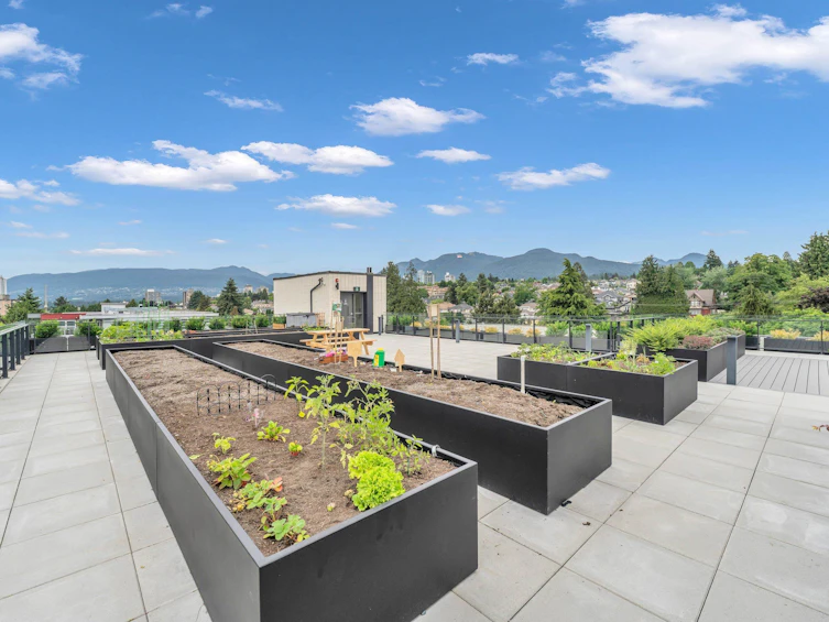 358-422 E 3rd Street, North Vancouver, BC, V7L 0K1 - 24