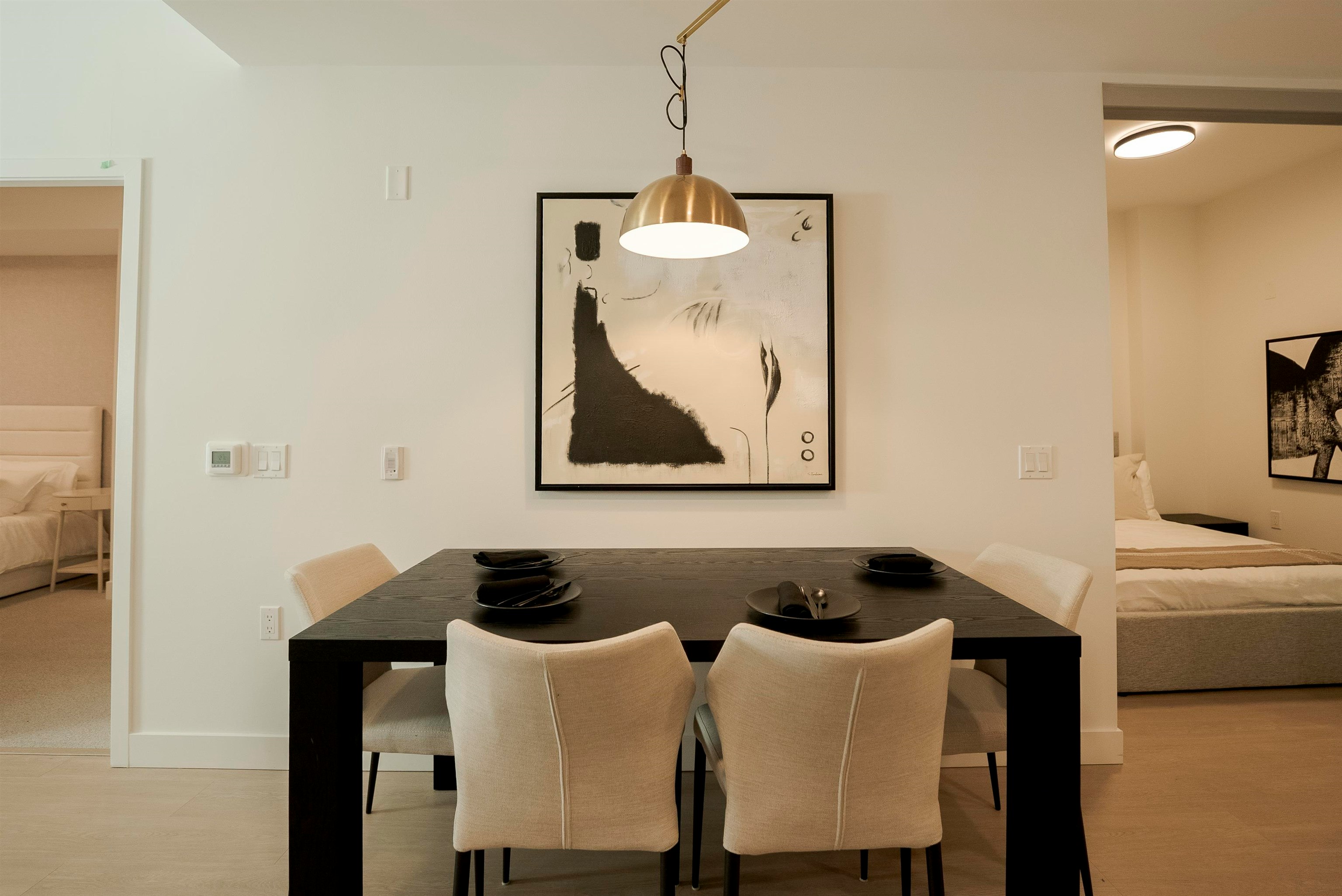 358-422 E 3rd Street, North Vancouver, BC, V7L 0K1