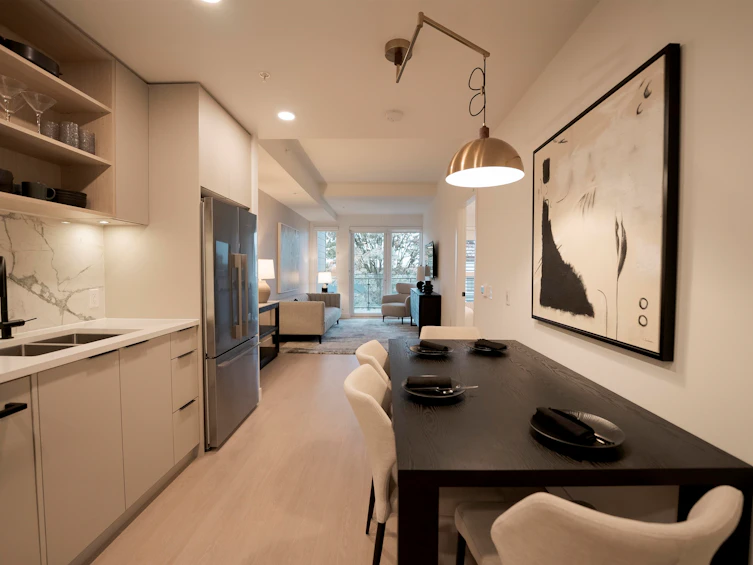 358-422 E 3rd Street, North Vancouver, BC, V7L 0K1 - 7