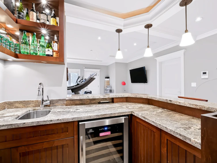 2851 W 38th Avenue, Vancouver, BC, V6N 2W8 - 22