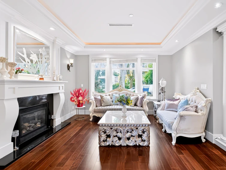 2851 W 38th Avenue, Vancouver, BC, V6N 2W8 - 2
