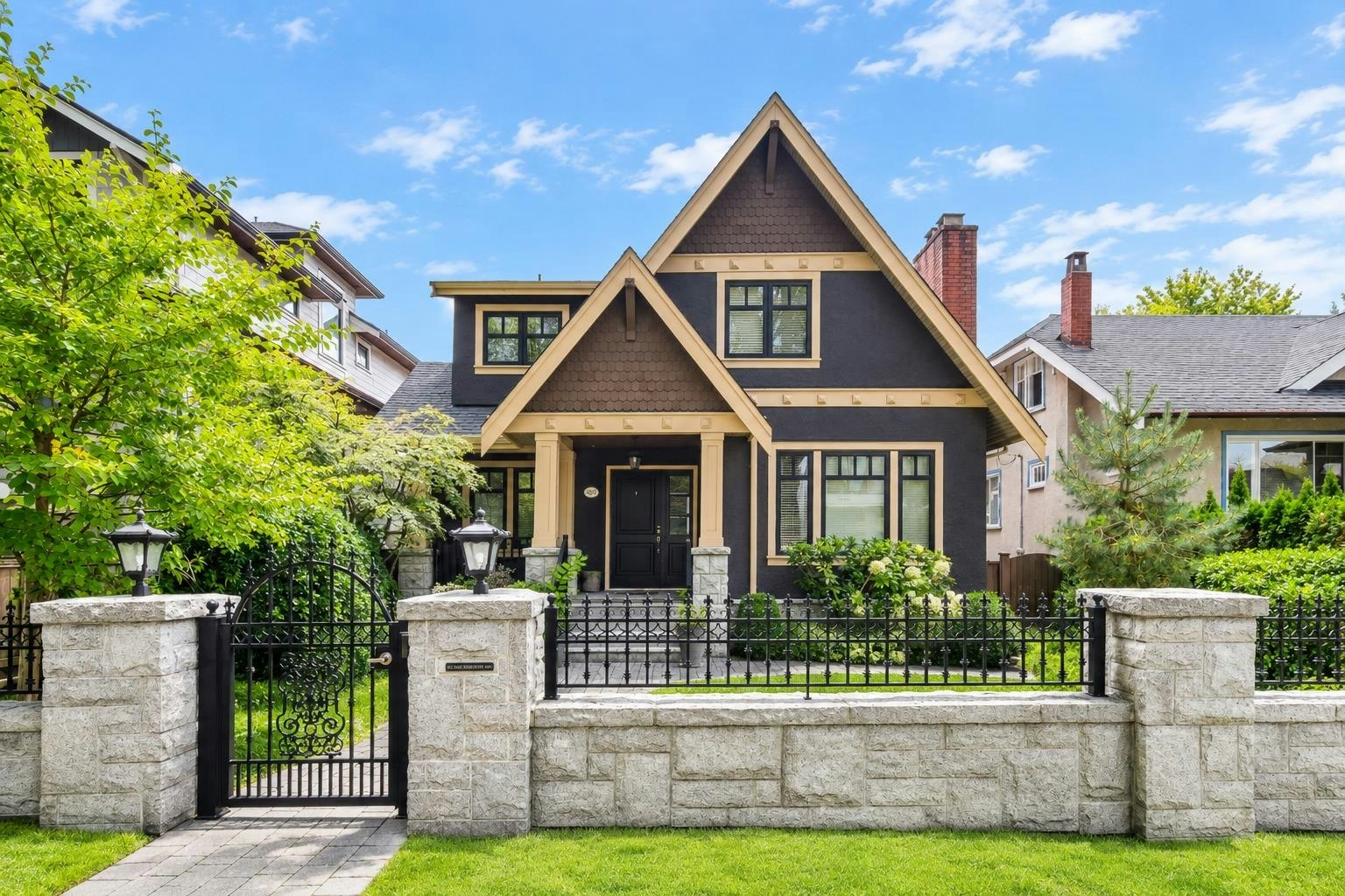 2851 W 38th Avenue, Vancouver, BC, V6N 2W8