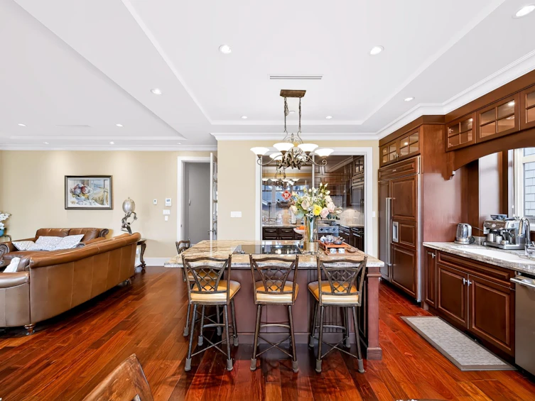 2851 W 38th Avenue, Vancouver, BC, V6N 2W8 - 8