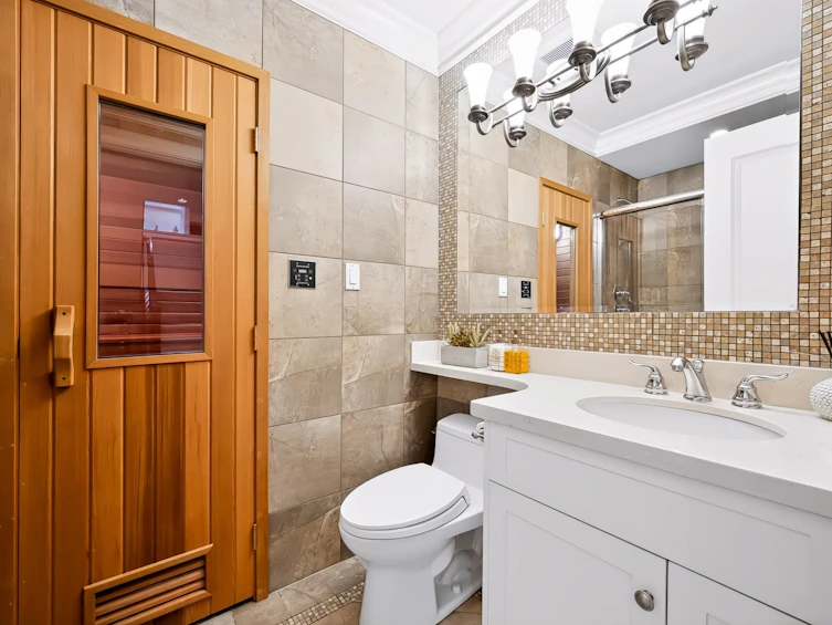 2851 W 38th Avenue, Vancouver, BC, V6N 2W8 - 27