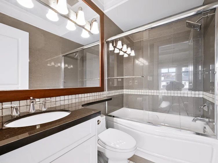 2851 W 38th Avenue, Vancouver, BC, V6N 2W8 - 18