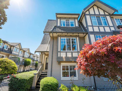 27-7331 Heather Street - 3