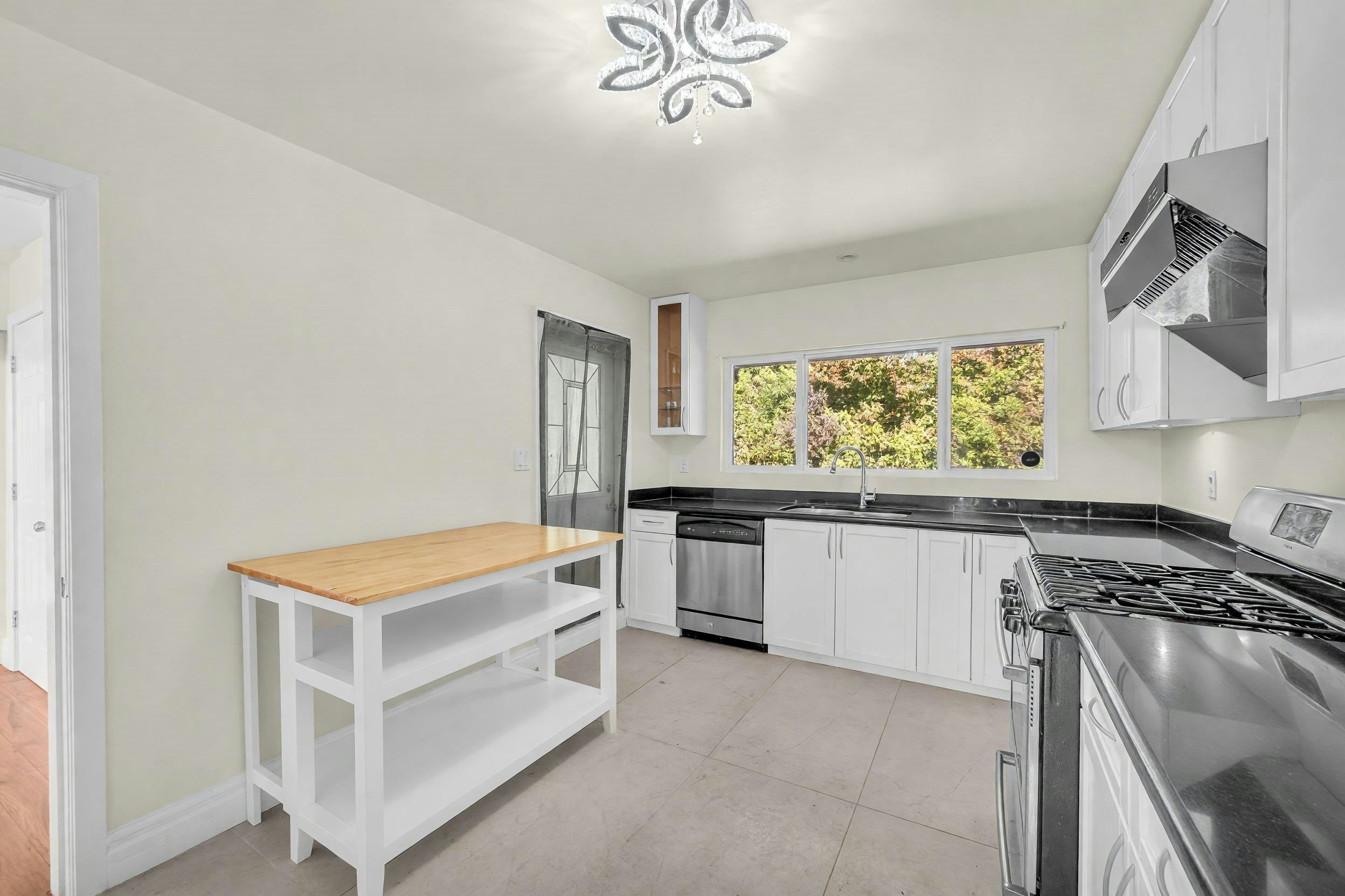 1165 Mathers Avenue, West Vancouver, BC, V7T 2G4 - 15