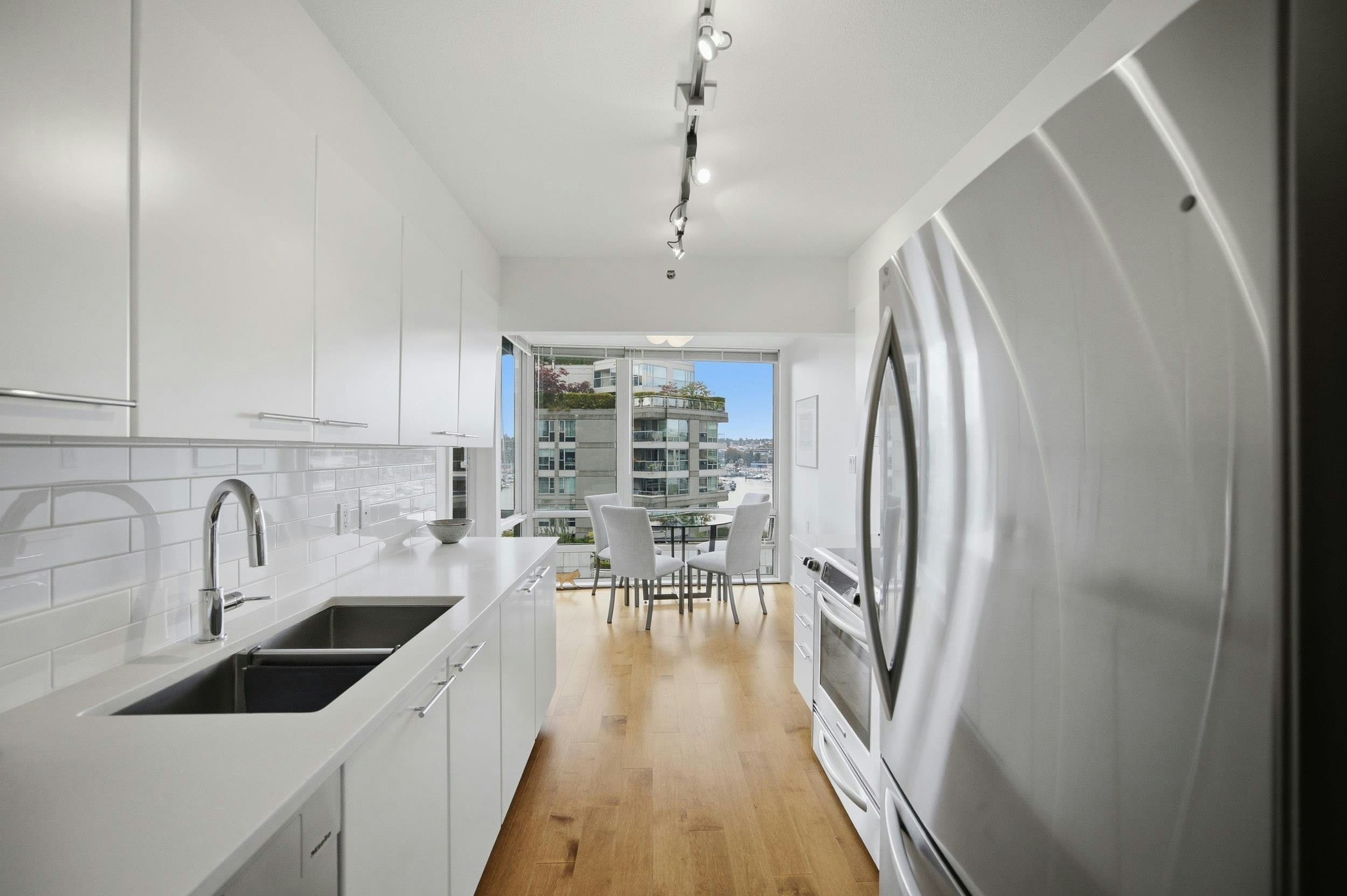 706-1500 Hornby Street, Vancouver, BC, V6Z 2R1 - 9