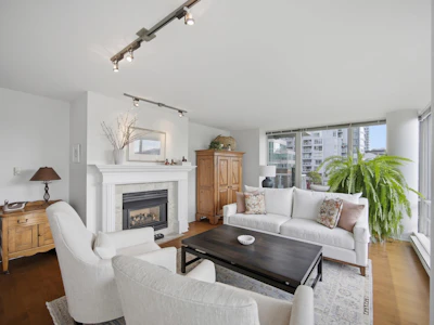 706-1500 Hornby Street - 3