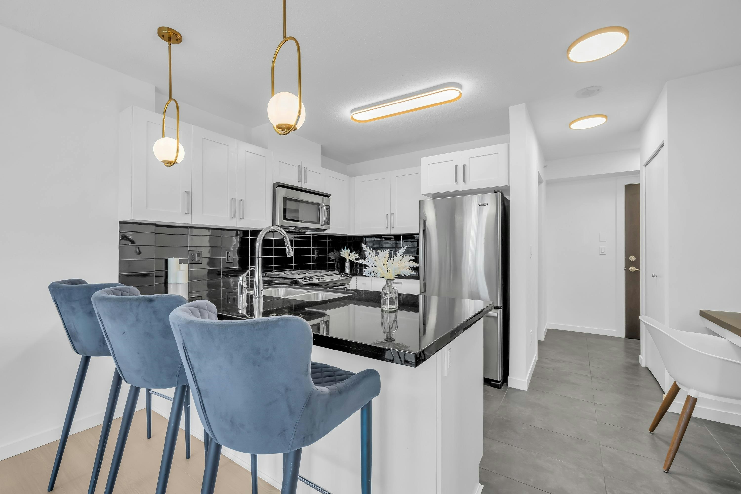 2705-2133 Douglas Road, Burnaby, BC, V5C 0E9 - 13