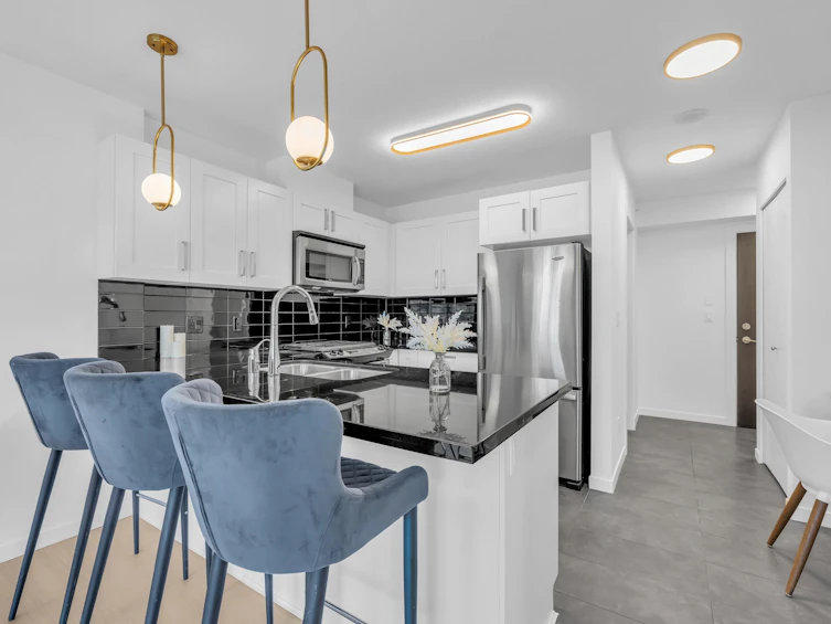 2705-2133 Douglas Road, Burnaby, BC, V5C 0E9 - 13