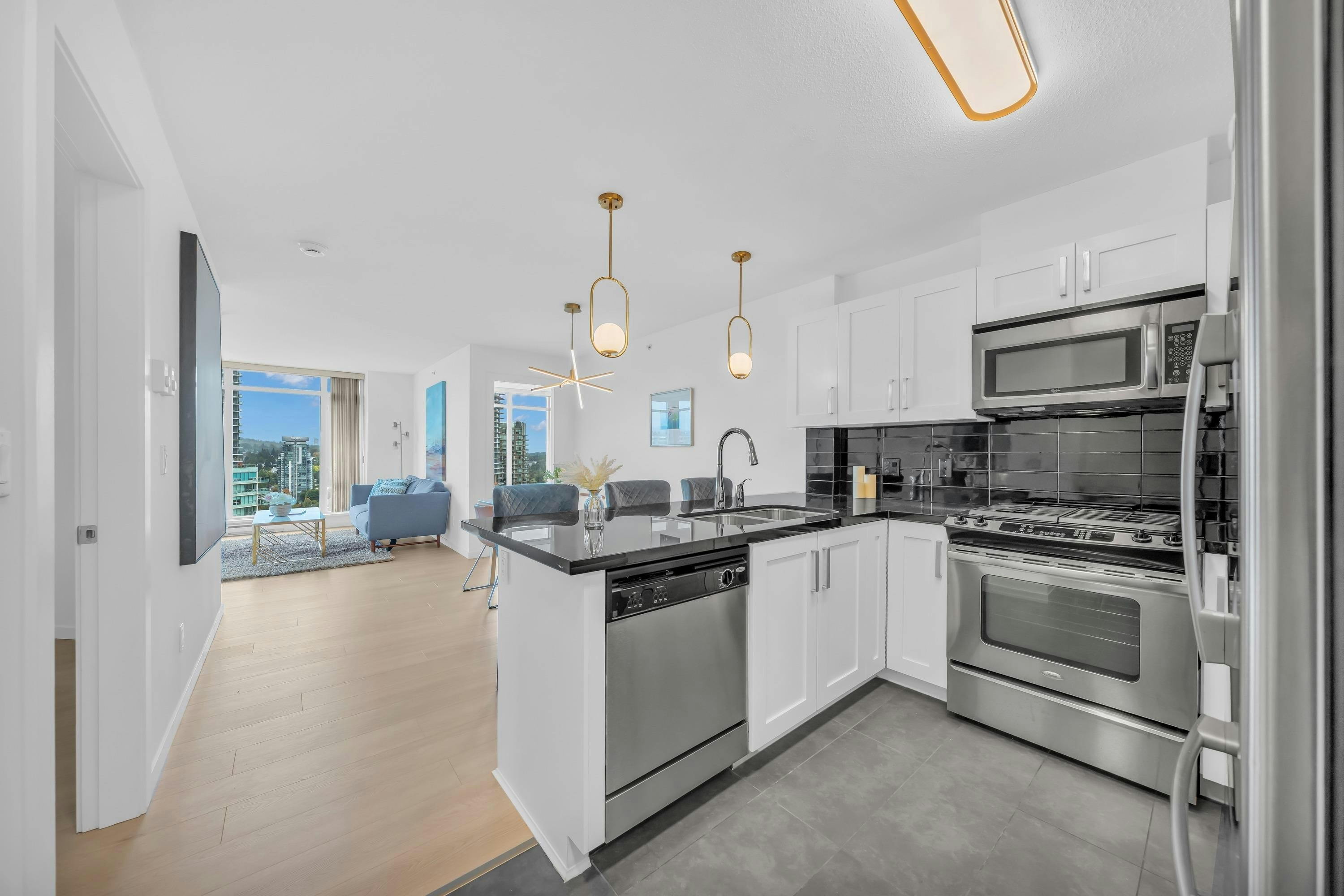 2705-2133 Douglas Road, Burnaby, BC, V5C 0E9 - 11