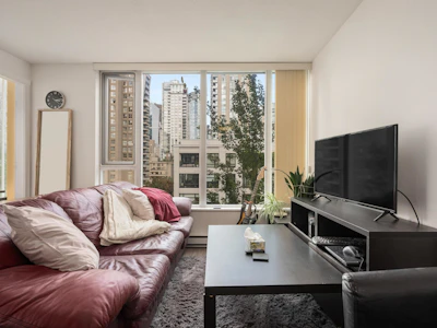 802-1010 Richards Street - 2