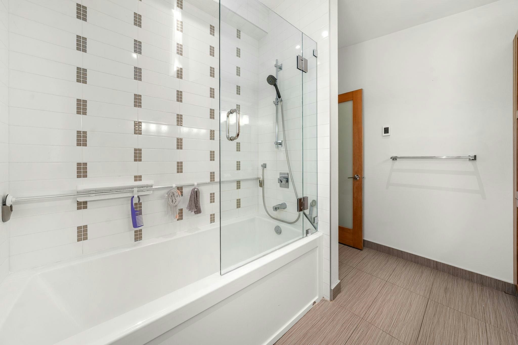 4506 Ranger Avenue, North Vancouver, BC, V7R 3L5 - 27