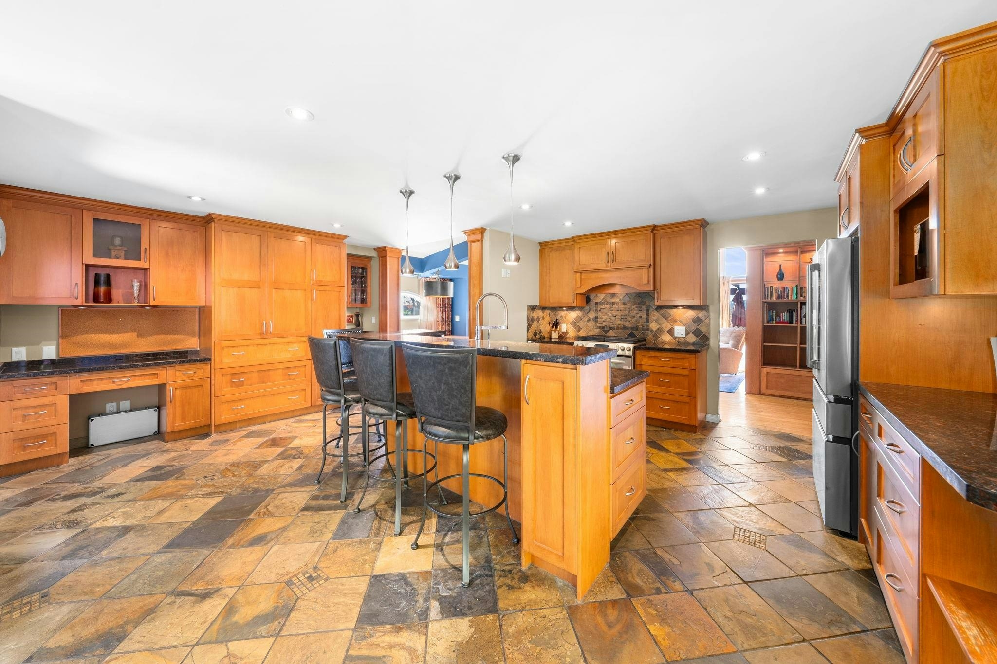 4506 Ranger Avenue, North Vancouver, BC, V7R 3L5 - 15