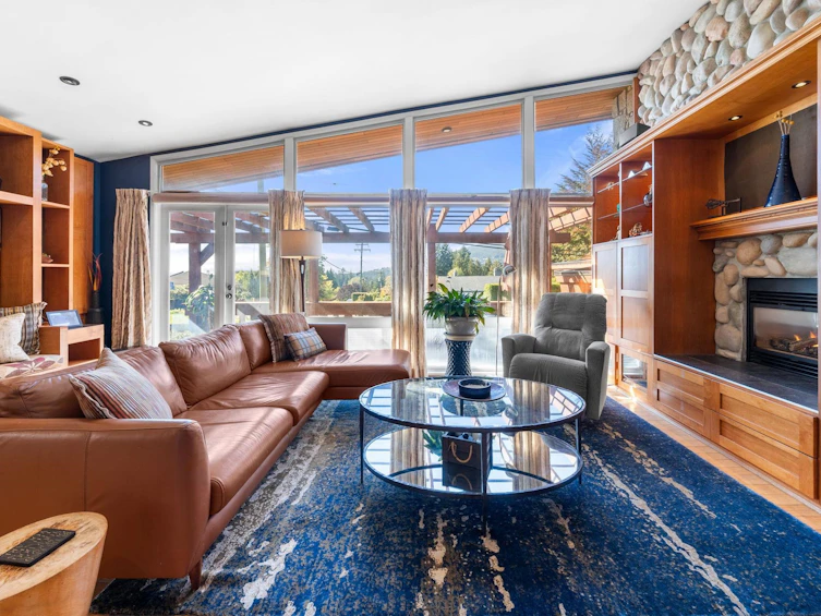 4506 Ranger Avenue, North Vancouver, BC, V7R 3L5 - 5