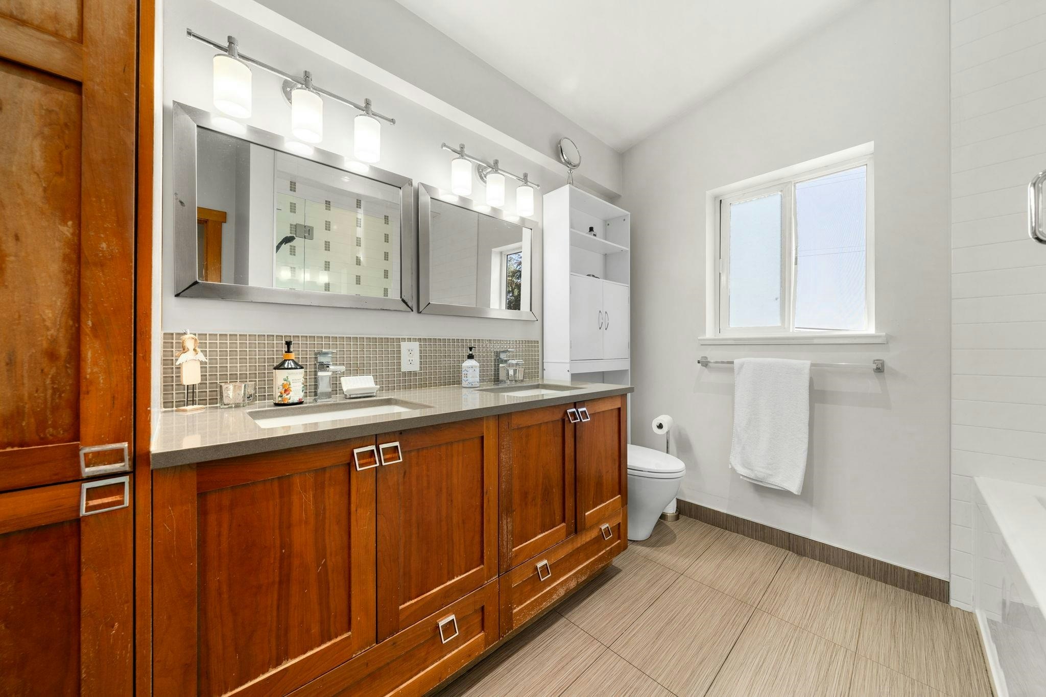 4506 Ranger Avenue, North Vancouver, BC, V7R 3L5 - 26