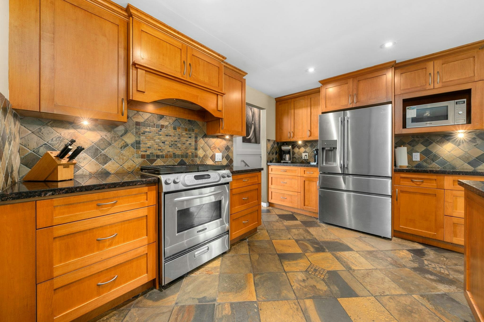4506 Ranger Avenue, North Vancouver, BC, V7R 3L5 - 17