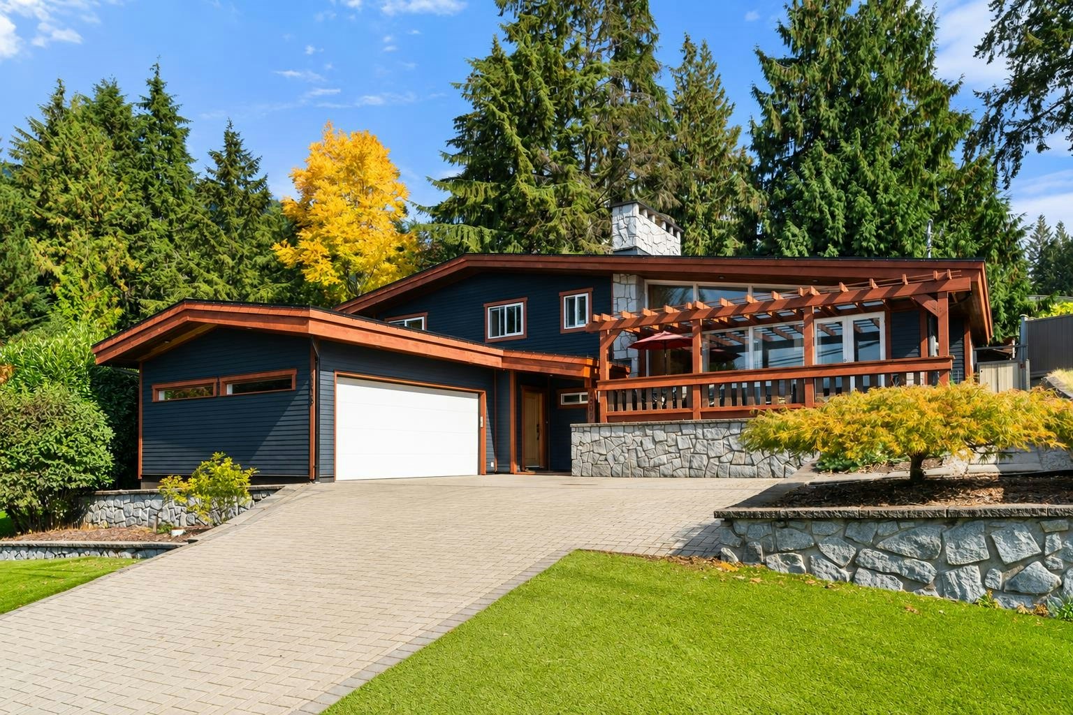 4506 Ranger Avenue, North Vancouver, BC, V7R 3L5