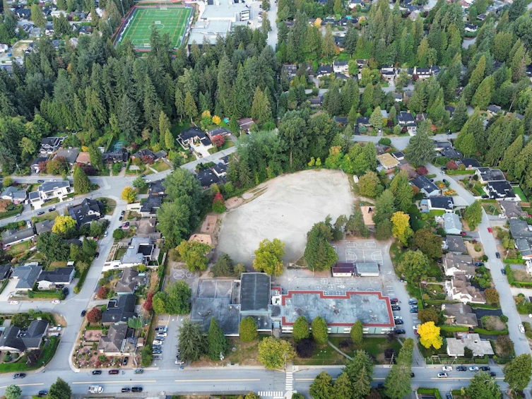4506 Ranger Avenue, North Vancouver, BC, V7R 3L5 - 36