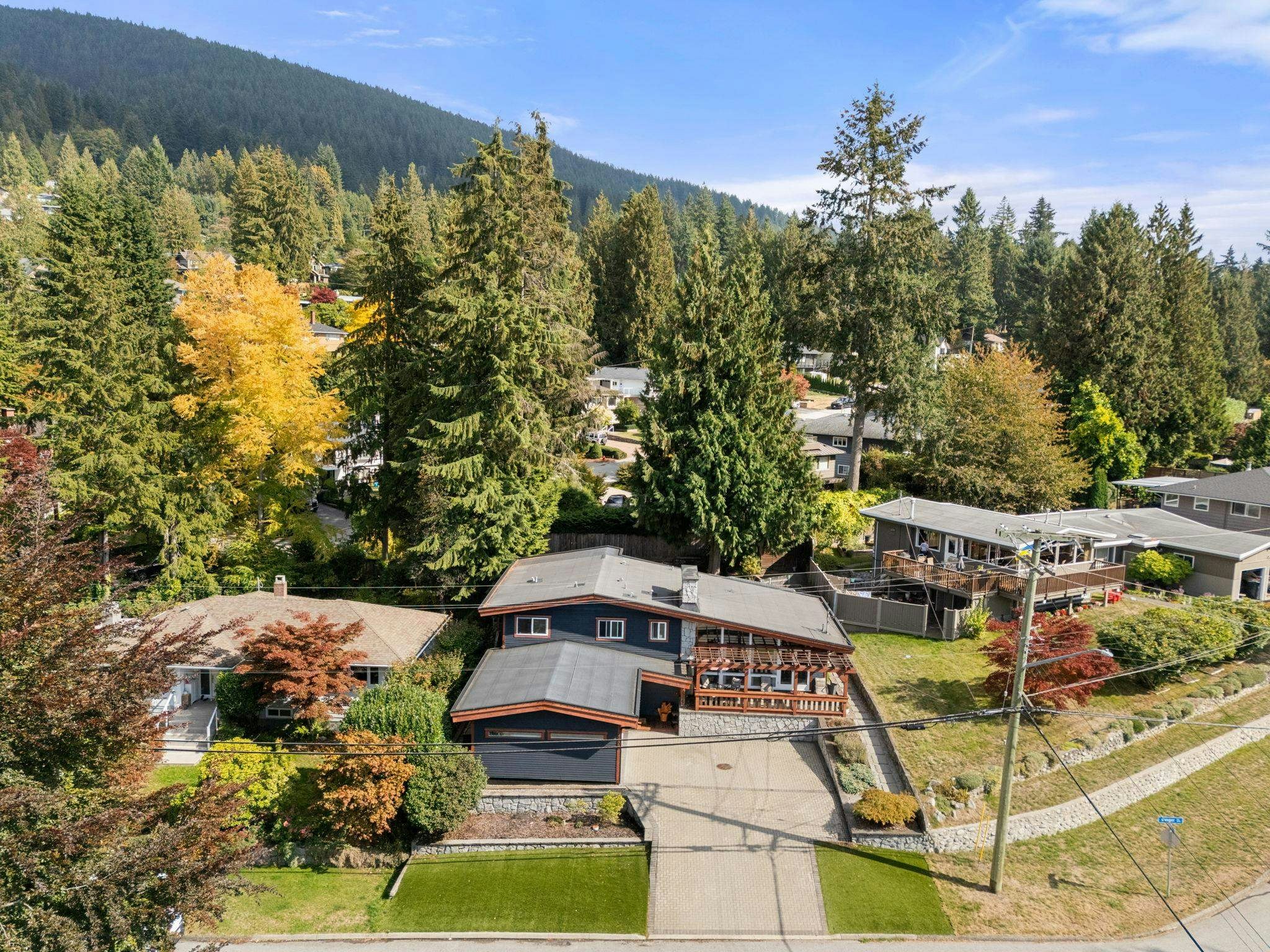 4506 Ranger Avenue, North Vancouver, BC, V7R 3L5 - 34