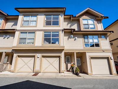 42-20350 68 Avenue - 3