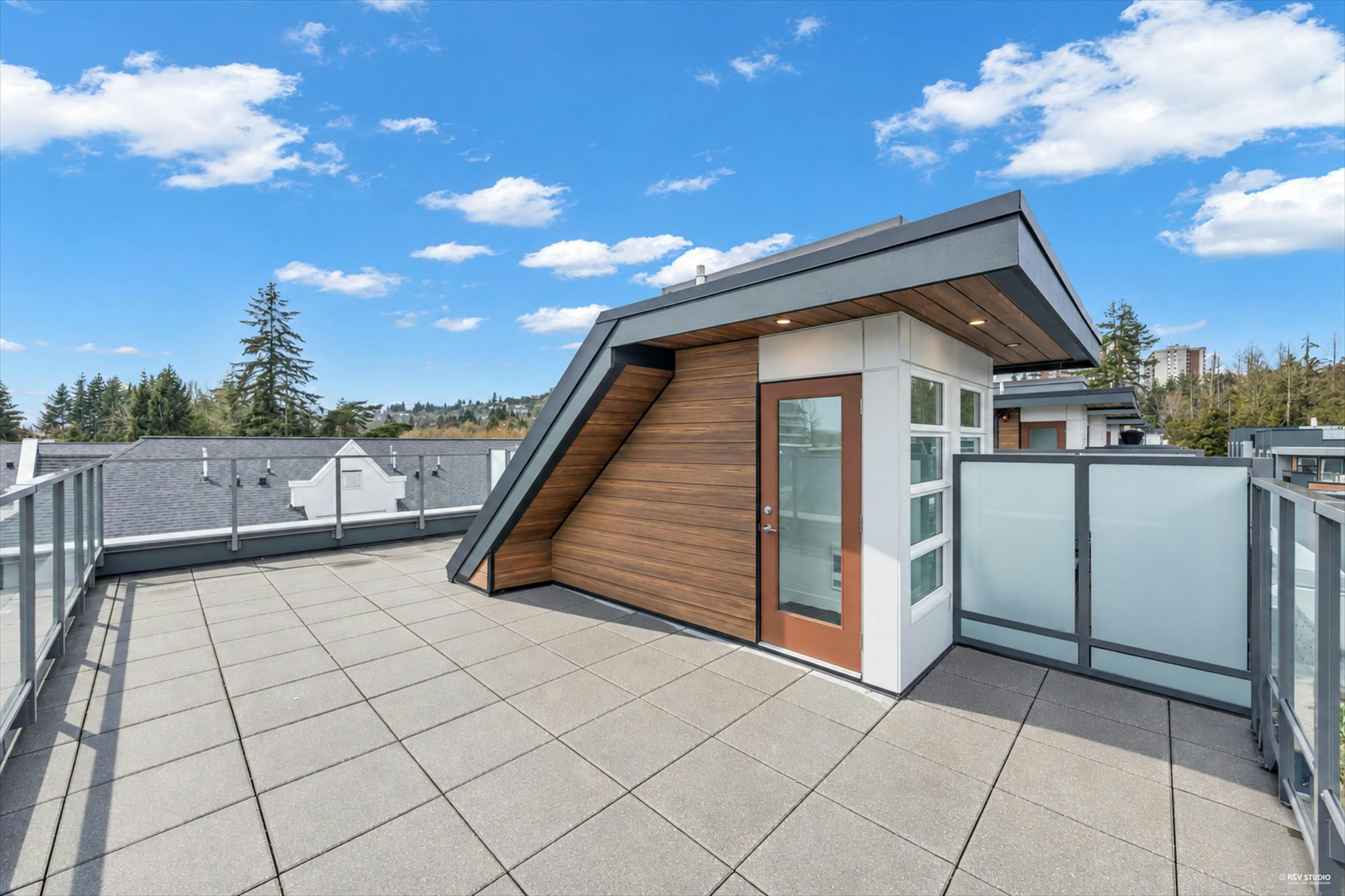 227-2060 Curling Road, North Vancouver, BC, V7P 1X4 - 27