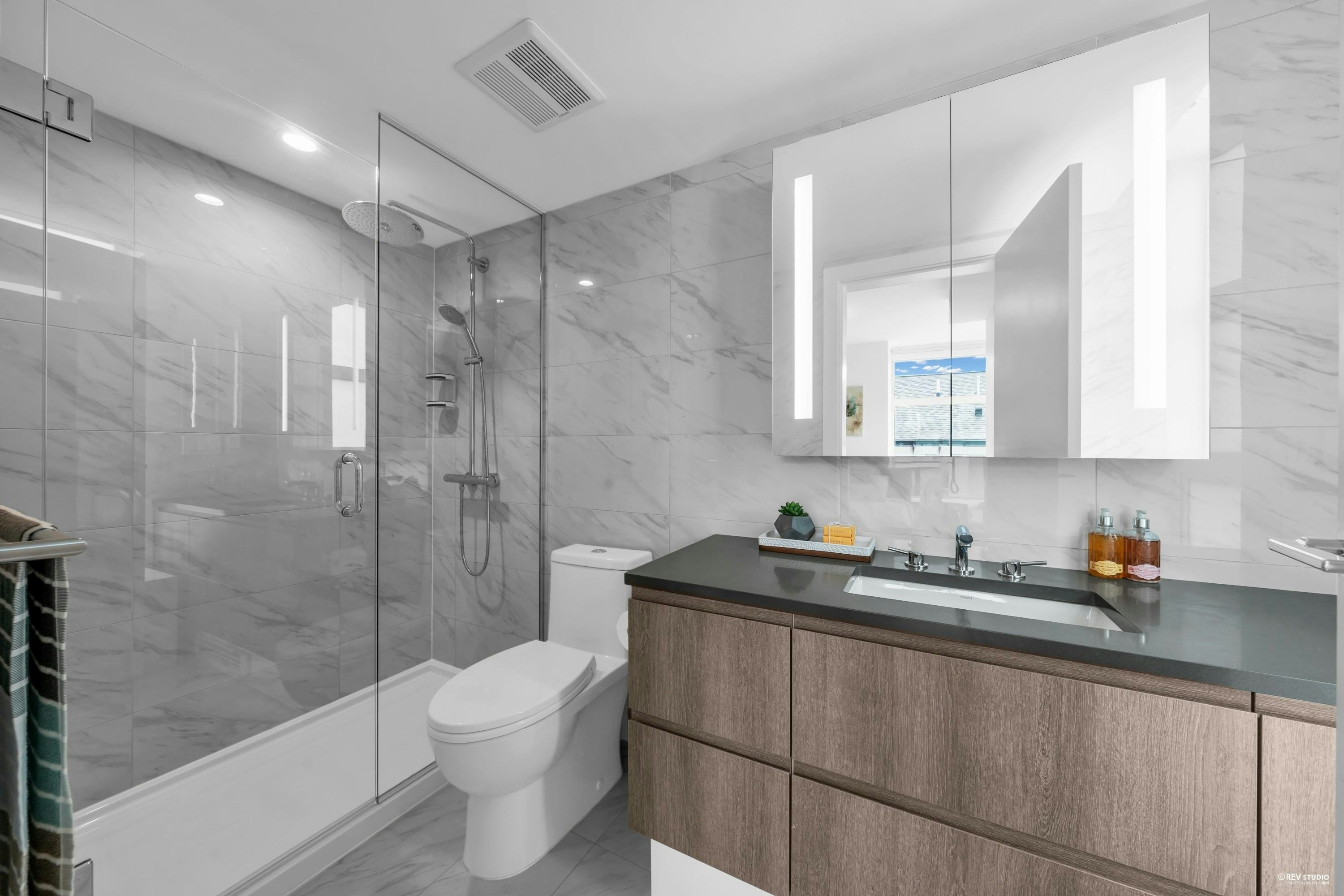 227-2060 Curling Road, North Vancouver, BC, V7P 1X4 - 20