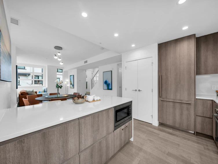 227-2060 Curling Road, North Vancouver, BC, V7P 1X4 - 12